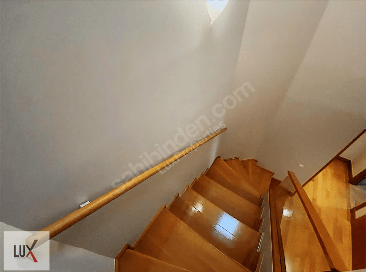İstinyepark Evleri Yetkilden 5+1 Satılık Çatı Dubleksi /LUX - İstanbul, Sarıyer, Pınar Mah
