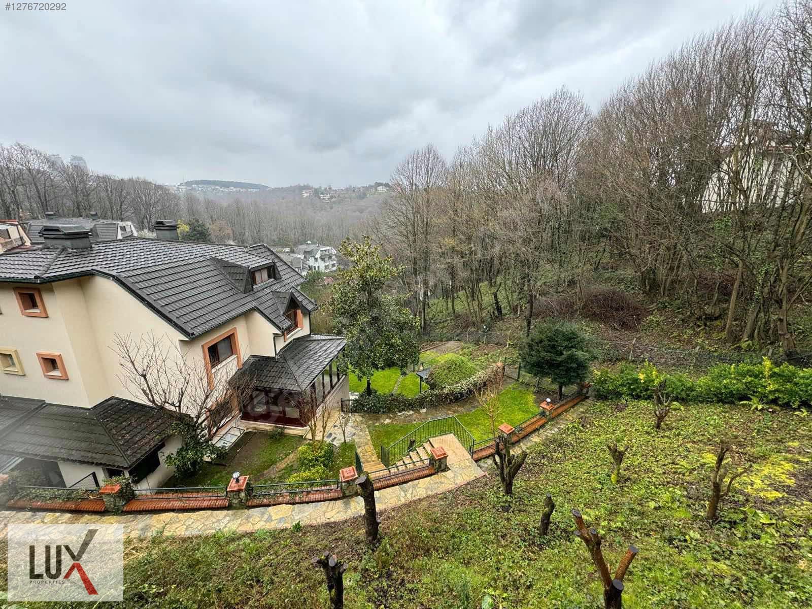 Acarkent Yakını Ormanın İçerisinde Villa 5+2 - Beykoz / İstanbul