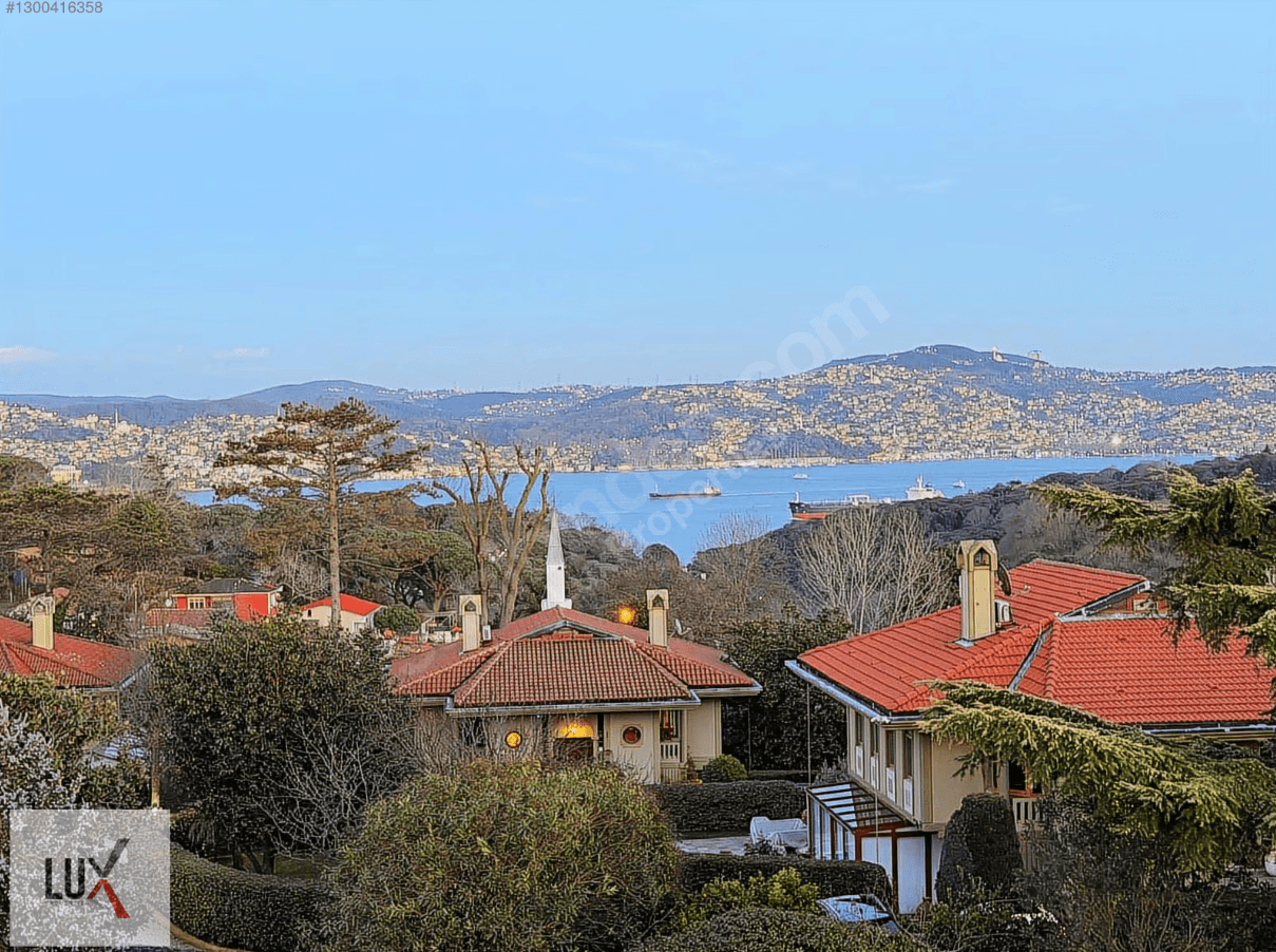 Üstay Tarabya'da Boğaz Manzaralı, 650m², 1500m² Arsalı Villa LUX - İstanbul, Sarıyer, Tarabya Mah